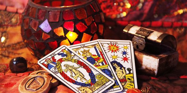 Dnešní horoskop  na  29 .12. 2023 - Denní karta-  Ledová královna. Rozum a odměřenost.
